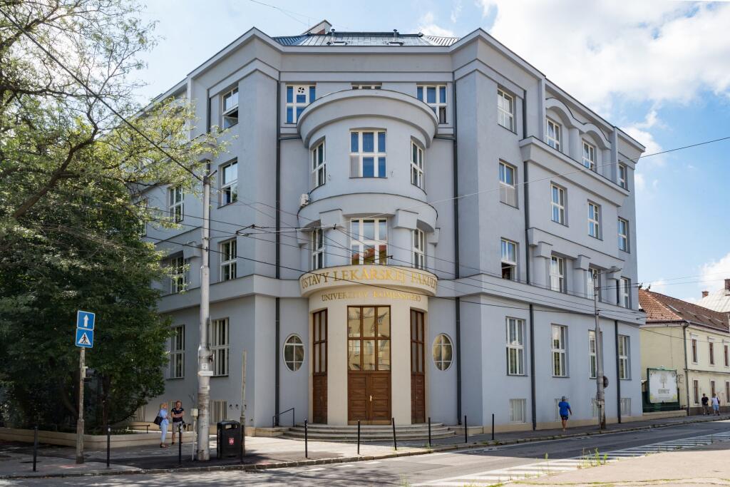 2025/2026 SKÚŠANIE Z ANGLICKÉHO JAZYKA PRE ZAMESTNANCOV LF UK